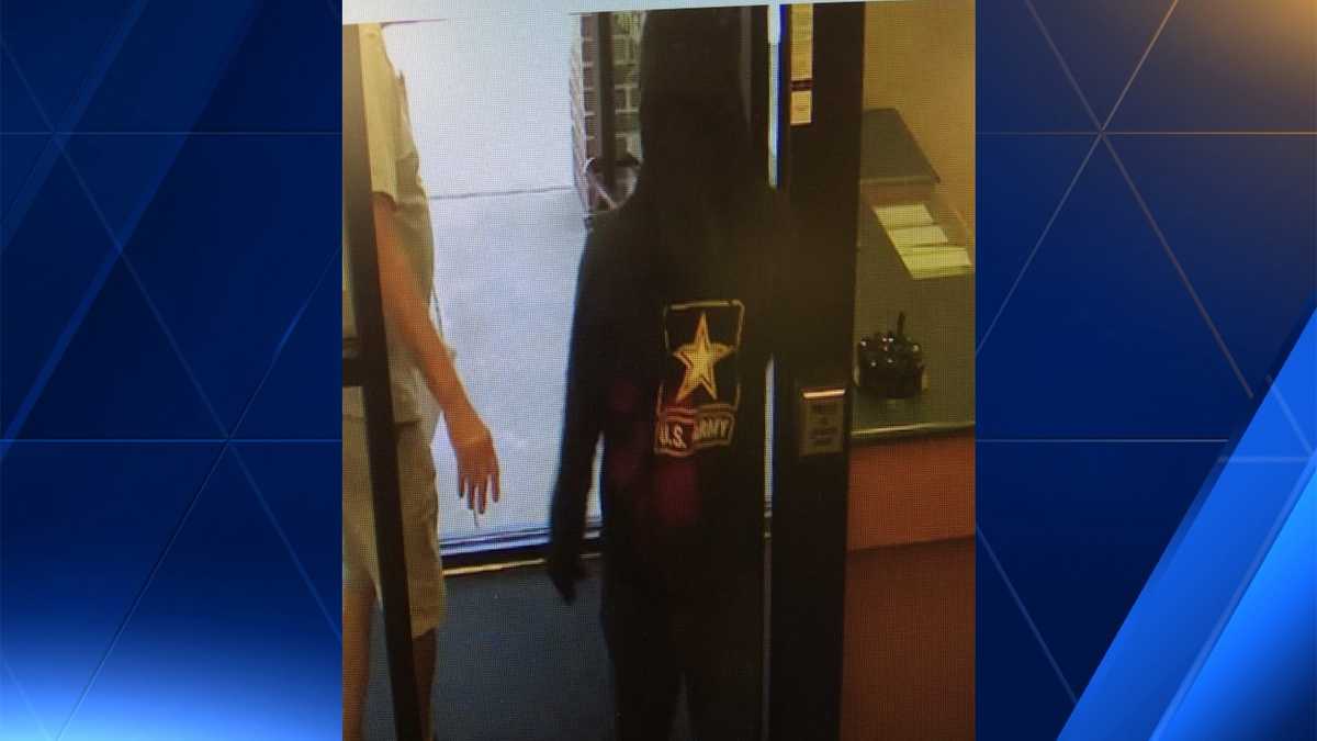 Police release surveillance photo of bank robbery suspect