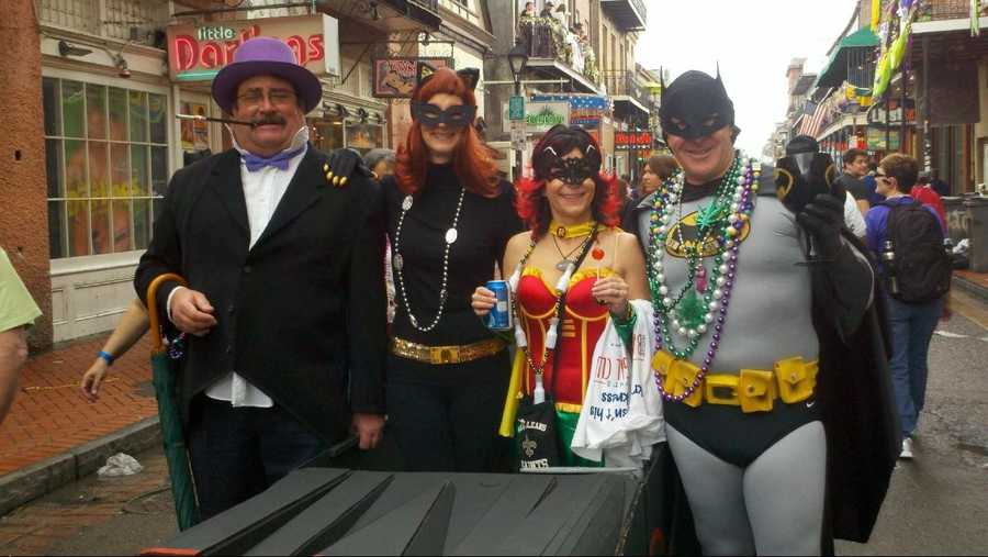 mardi gras bourbon street pictures