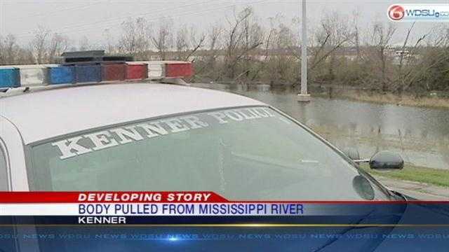 Police pull body from Mississippi River in Kenner