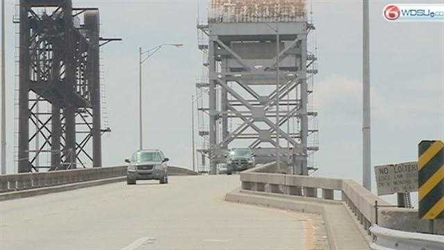 The Regional Planning Commission unveiled a proposal that it hopes will relieve the commuting headaches surrounding the Belle Chasse tunnel and bridge.