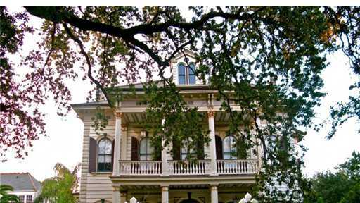 Mansion Mondays: View inside former home of Anne Rice