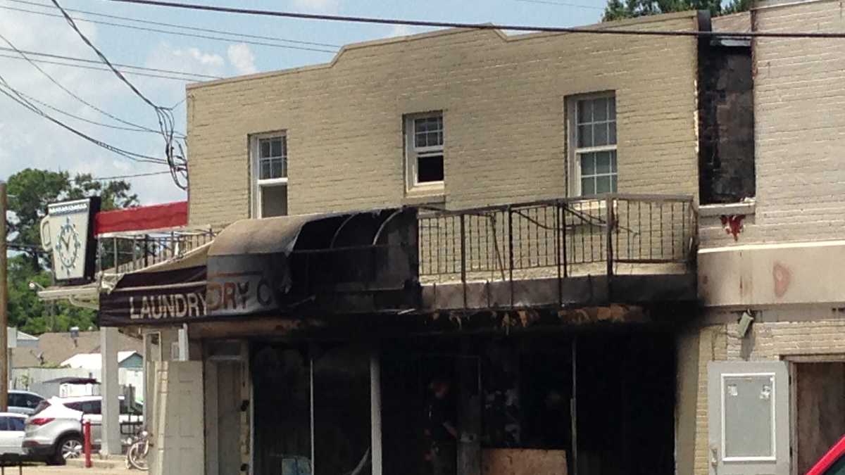 Images Crews battle 3alarm fire in Harahan