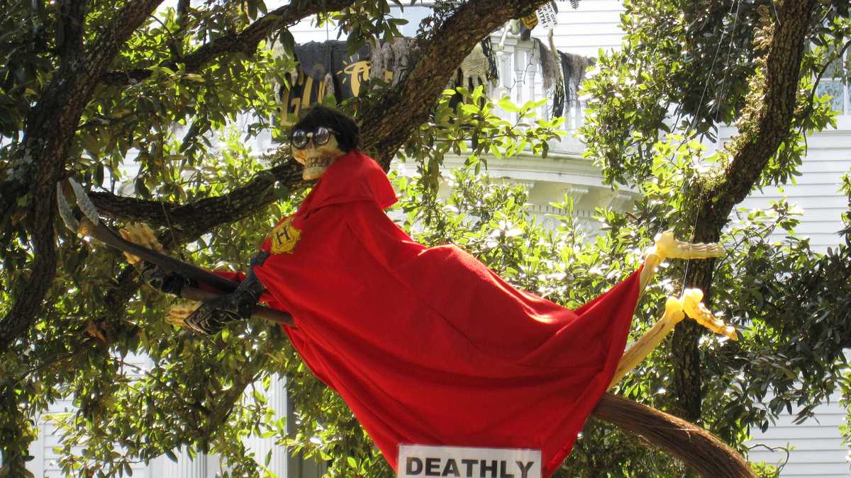 Skeleton House on St. Charles Ave. scares up good puns