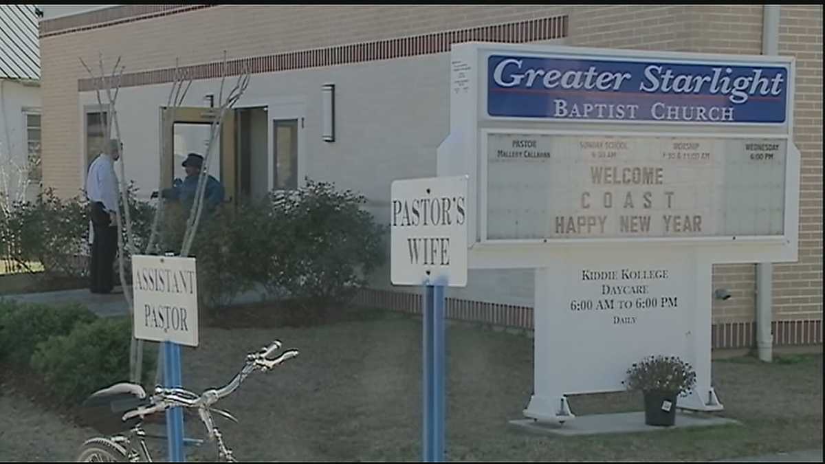 Covington seniors split on new center at Greater Starlight Baptist Church