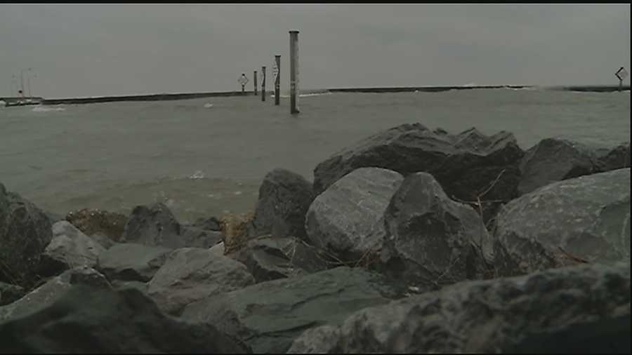 The search continues Thursday for a plane that went missing off the coast of Lake Pontchartrain.