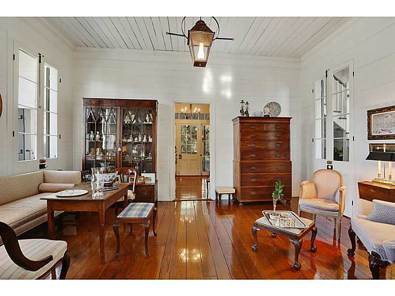 Mansion Mondays Historic Mandeville home for sale at 795,000