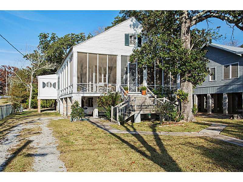 Mansion Mondays Historic Mandeville home for sale at 795,000