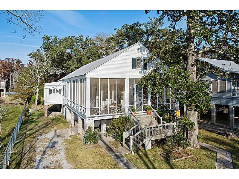 Mansion Mondays Historic Mandeville home for sale at 795,000