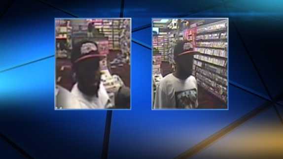 GameStop clerk attacked by robbers with pepper spray, NOPD says