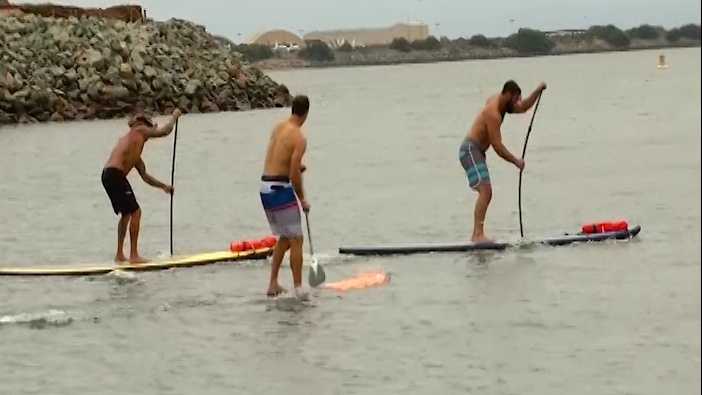 Brees uses paddleboarding as team-building summer activity