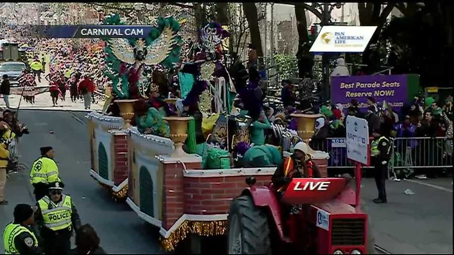 Parades Floats Costumes Mark Fat Tuesday In New Orleans