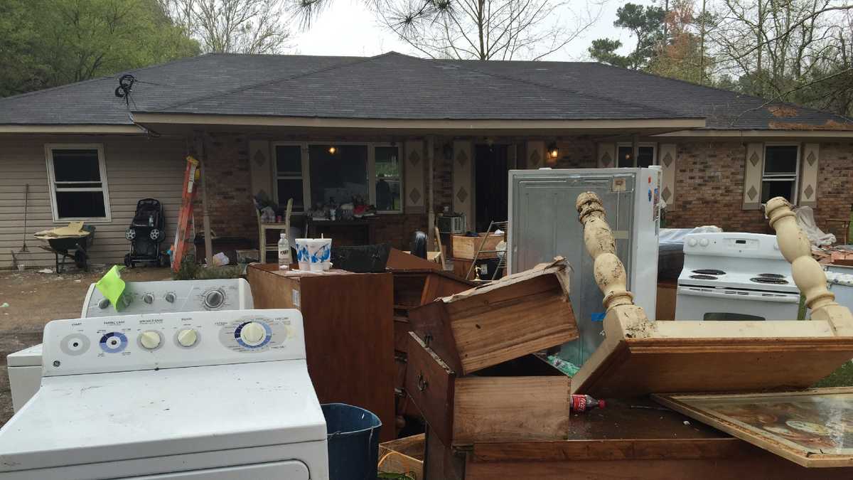 Ponchatoula flood victims return home
