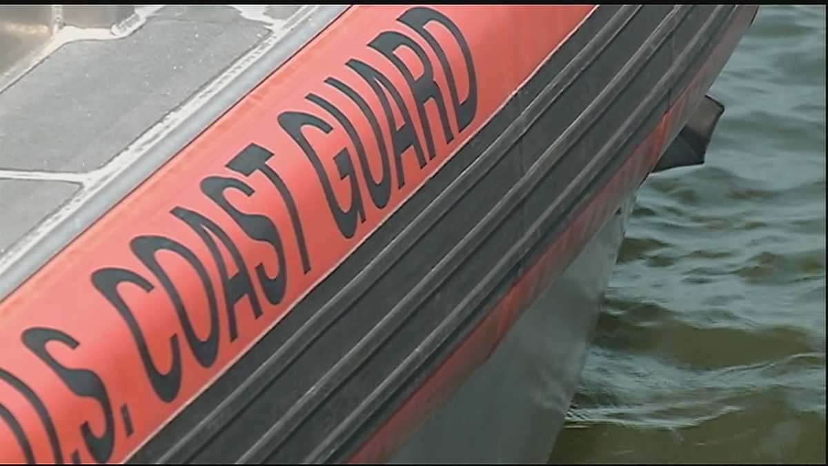 Coast Guard responds after vessel partially sinks in Intracoastal Waterway