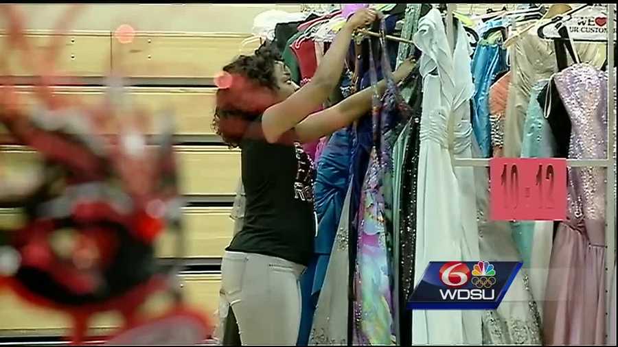 On Saturday, the Mystic Krewe of Femme Fatale gave away more than 200 prom dresses to high school seniors who are getting ready for prom.