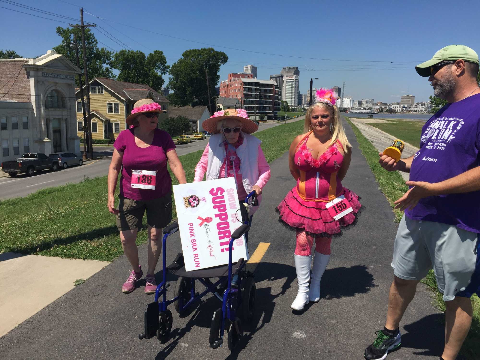 Pink store bra run