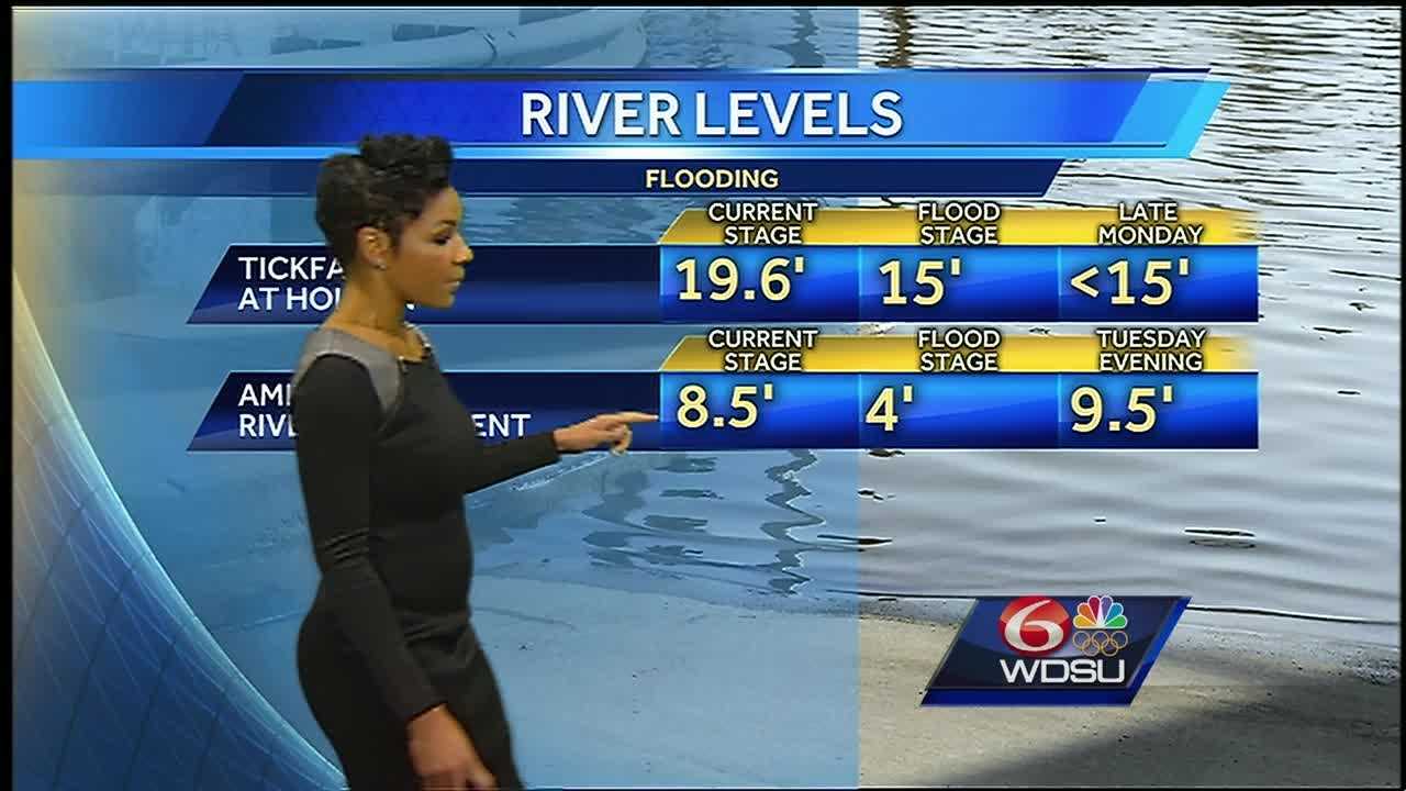 Aug. 15 forecast: Keep umbrellas handy; rain and storms linger