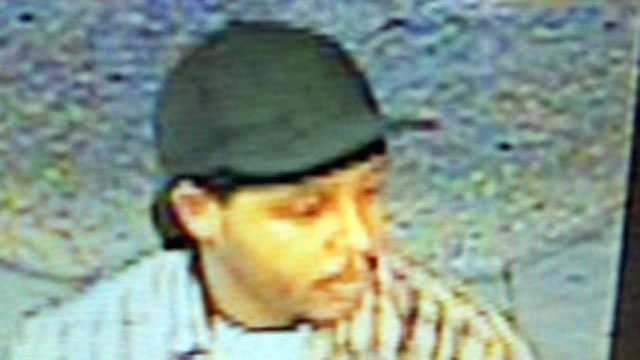 Suspect sought in liquor store robbery
