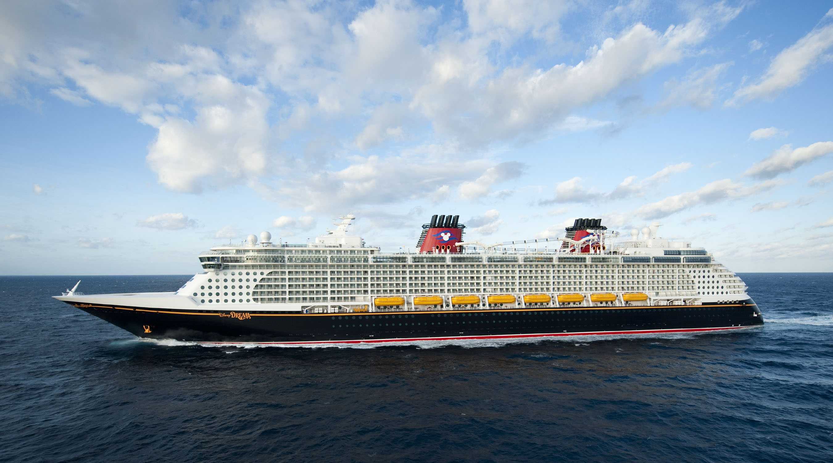 Disney Cruise Ship Rescues Stranded Boaters