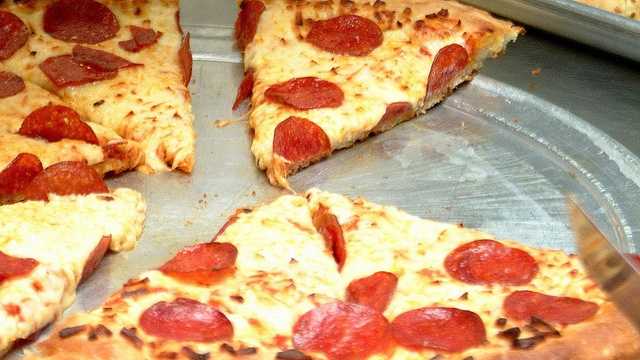 See where you can get the best pizza in Central Fla., according to WESH 2 Facebook fans.