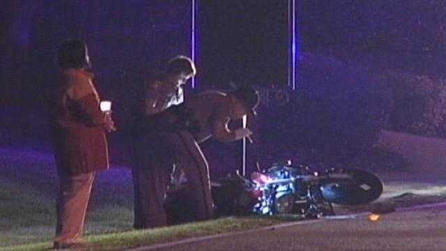 A man is killed when his motorcycle crashes in Orange County.