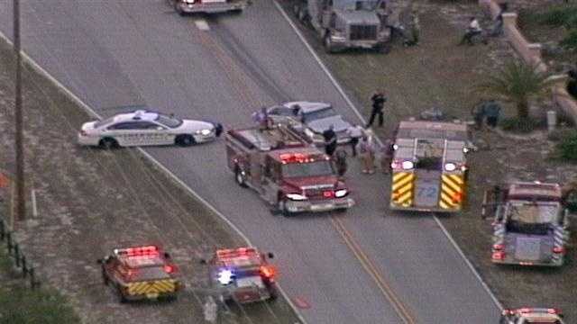 3 people airlifted from crash in Eustis