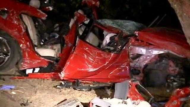 Loved ones mourn family killed in crash