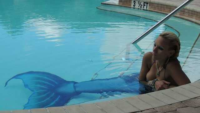 Jenna Conti has been banned from swimming in her community's pool because she wants to wear a mermaid tail.