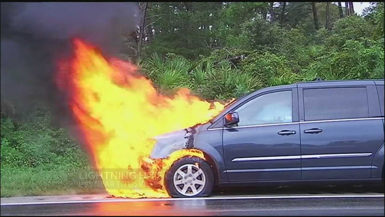 Lightning strikes van on I 95