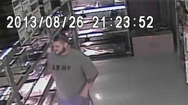 Belleview police are searching for a man who walked into a pet store and stuffed a snake down his pants.