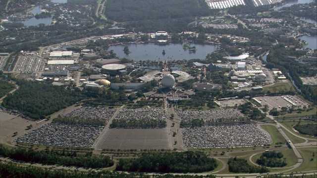 when-are-the-busiest-times-at-disney-world