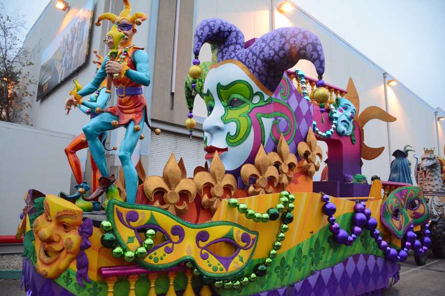 Photos: Universal's Mardi Gras floats