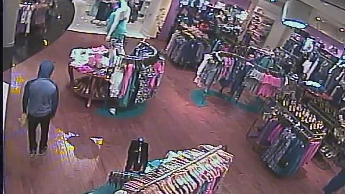 Surveillance images released in Forever 21 robbery
