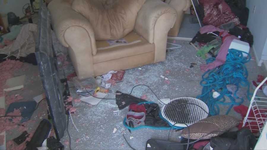 WESH 2's Matt Grant takes a look at who pays for damage done to an Orange County home during a SWAT standoff.