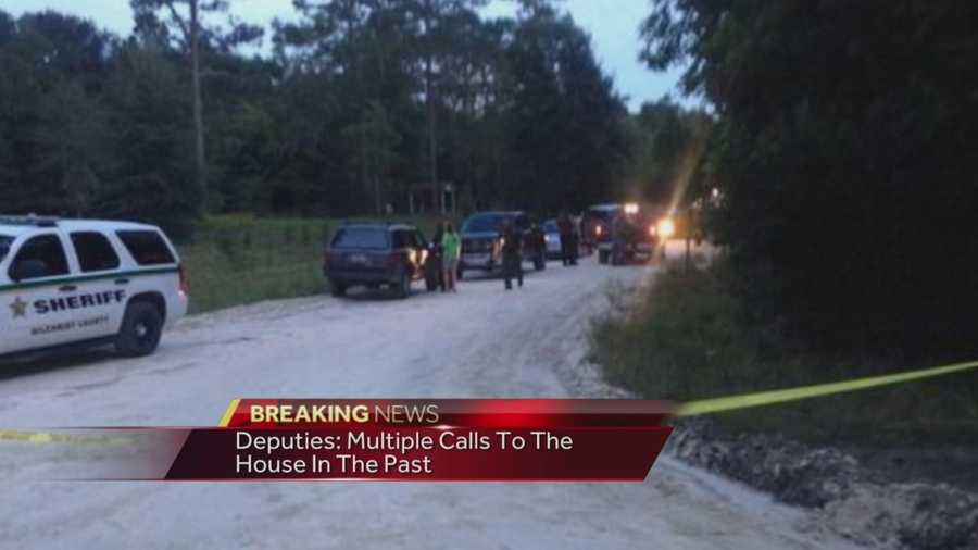 Two adults and six young children are dead after a murder-suicide in Bell, Fla., on Thursday afternoon, deputies said.