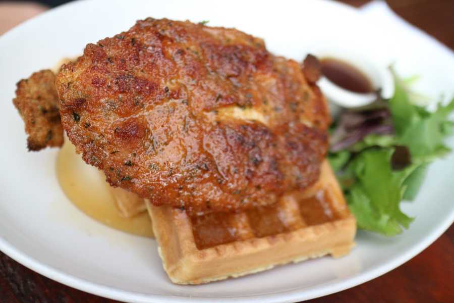 Here Are 12 Places To Eat Chicken And Waffles In Orlando Here Are 12 Places To Eat Chicken And Waffles In Orlando