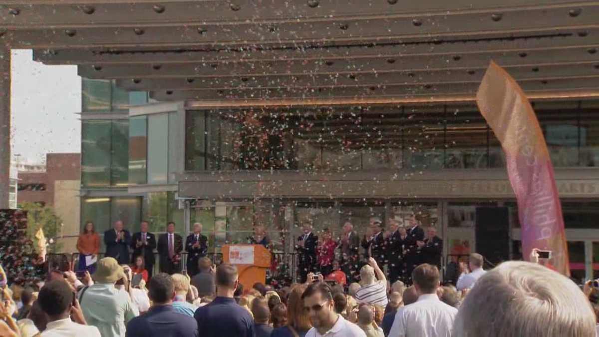Images: Dr. Phillips Center for Performing Arts holds grand opening