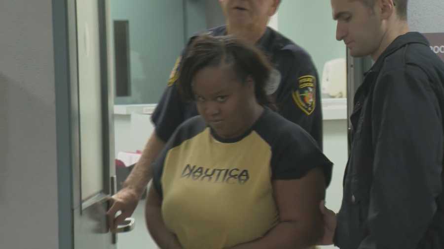 20-year old Sanika Murray was arrested Thursday and charged with aggravated child abuse after allegedly submerging her toddler in scalding hot water.