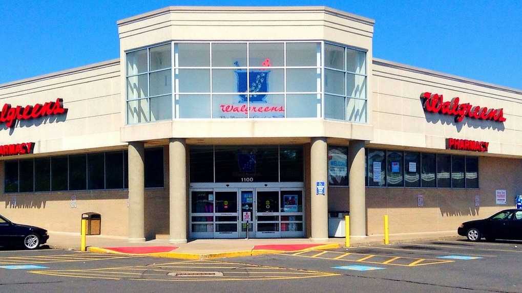 Images Stores open on Thanksgiving holiday