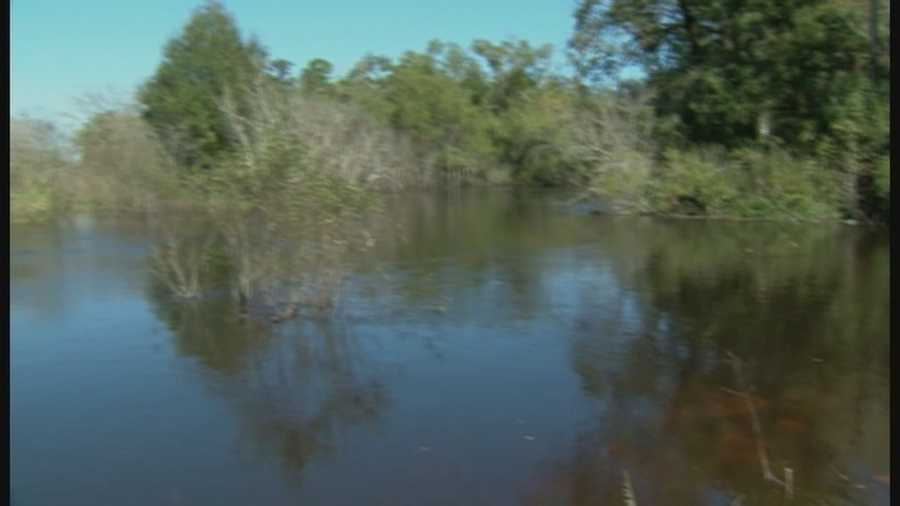 A Seminole County family is extra thankful after getting lost deep in the woods. It took a team of first responders who braved hazardous flood waters along the Little Big Econ State Forest to bring them out safely.