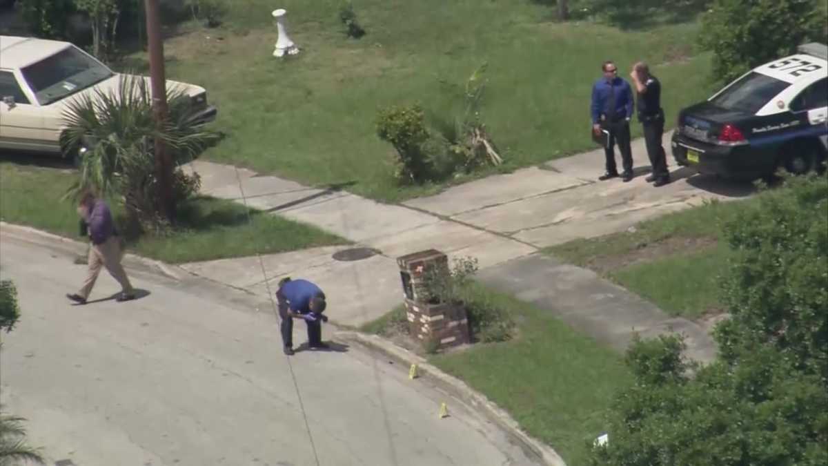 Shooting turns into multi-car crash; 3 suspects in custody