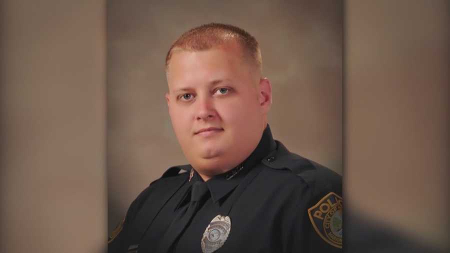 The funeral for an Ocala police officer who died after being accidentally shot by a fellow officer was held Monday. Dave McDaniel (@WESHMcDaniel) has the story.