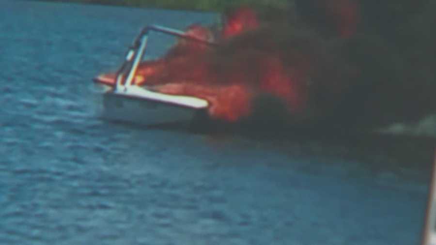boat catches fire on a lake in Seminole county