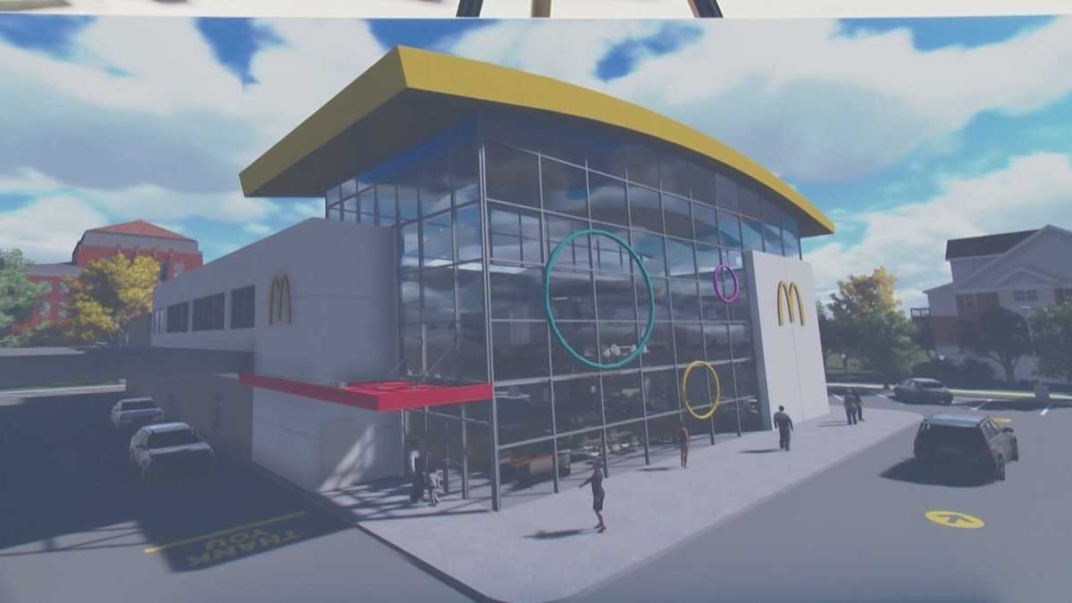 Groundbreaking held for world's largest McDonald's