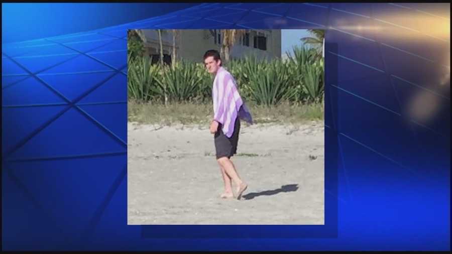 Indialantic police are searching for a man who allegedly exposed himself to a woman and her two-year-old son on the beach. Dan Billow (@DanBillowWESH) has the story.