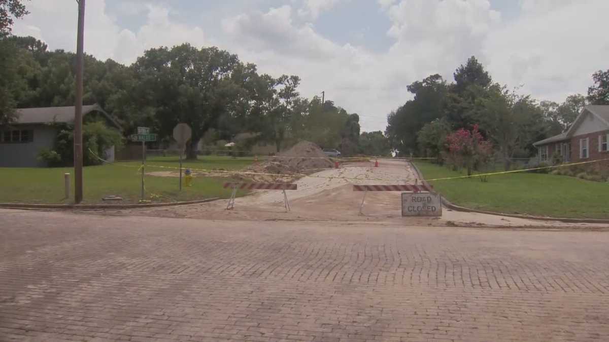 New sinkhole opens in Groveland