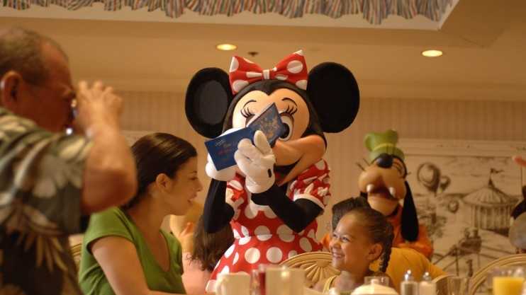 Dining with "Character" at Walt Disney World
