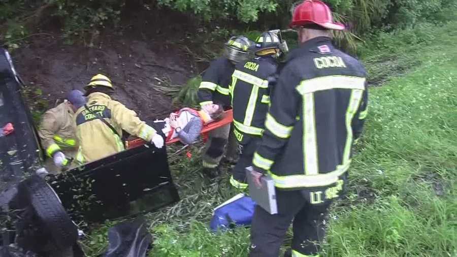 Emergency responders jumped into action Thursday, rescuing a woman trapped upside-down in a vehicle on SR 528. Dan Billow (@DanBillowWESH) has the story.