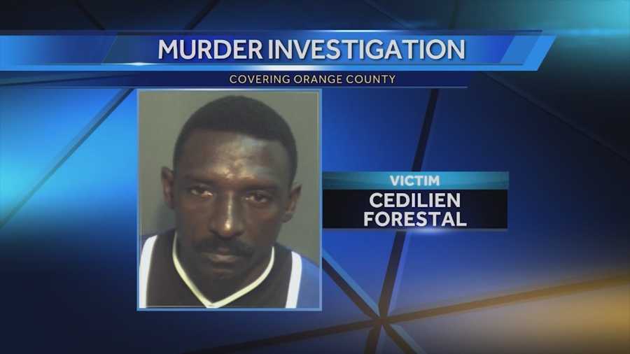 WESH 2 News is hearing from the man who says he stood face to face with an accused killer outside a tourist district hotel. Chris Hush (@ChrisHushWESH) has the story.