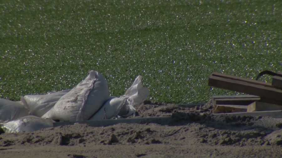 Local leaders are concerned about the health risks associated with an artificial turf used on some Central Florida athletic fields. Matt Grant (@MattGrantWESH) has the story.
