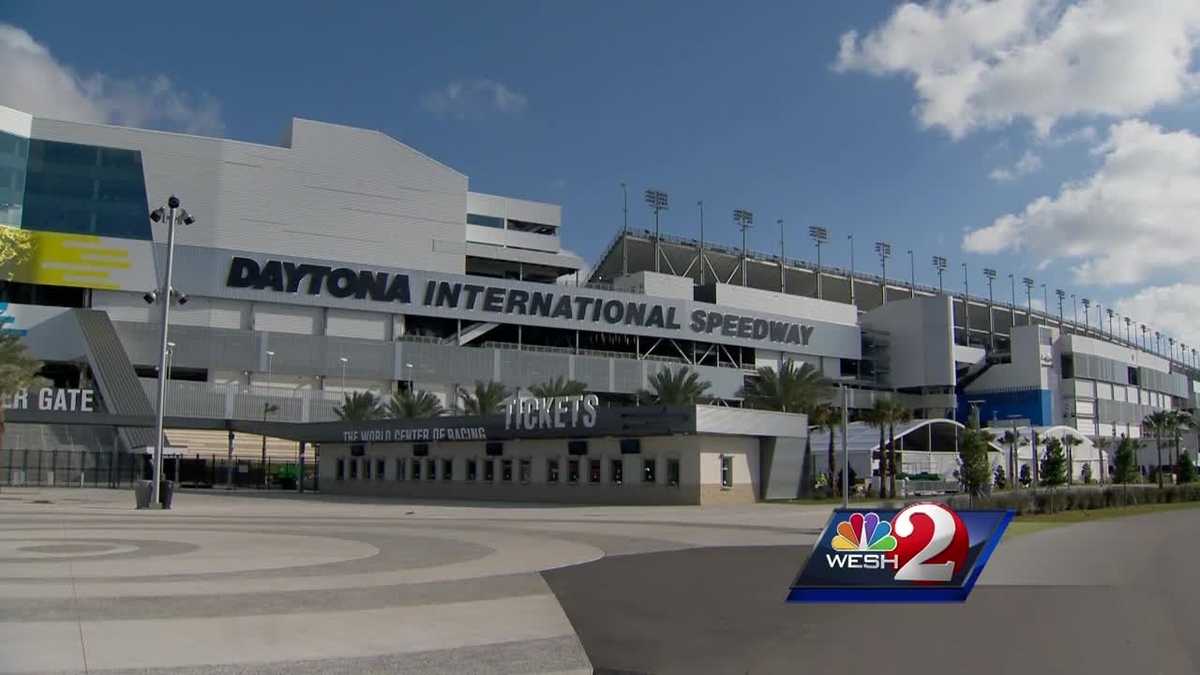 Daytona International Speedway sells out of Daytona 500 tickets